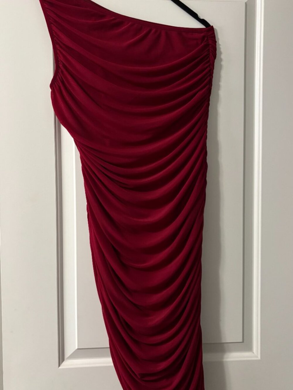 One-Shoulder Ruched Bodycon Dress - Burgundy - Picture 2 of 2
